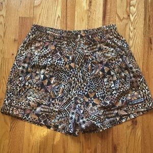 Vintage Patterned Sportiva Shorts